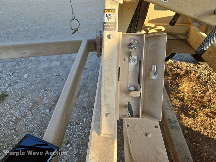 image for item DP2463 Unverterth Seedrunner 3750  seed tender