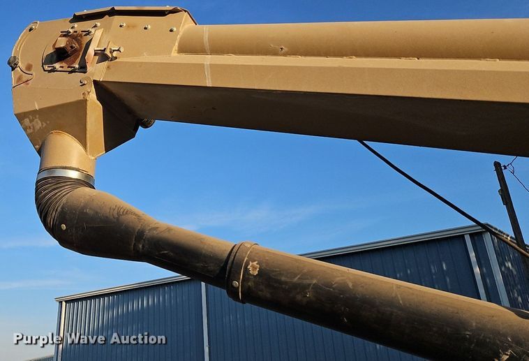 image for item DP2463 Unverterth Seedrunner 3750  seed tender