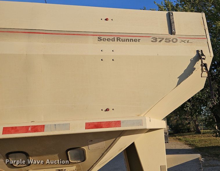 image for item DP2463 Unverterth Seedrunner 3750  seed tender