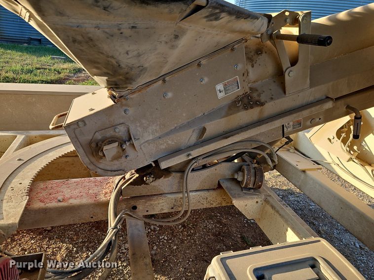 image for item DP2463 Unverterth Seedrunner 3750  seed tender