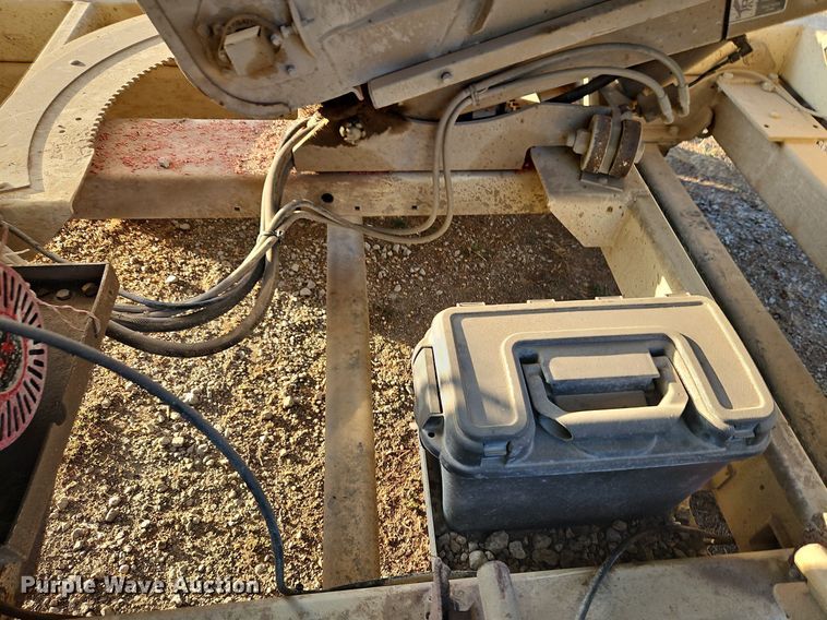 image for item DP2463 Unverterth Seedrunner 3750  seed tender