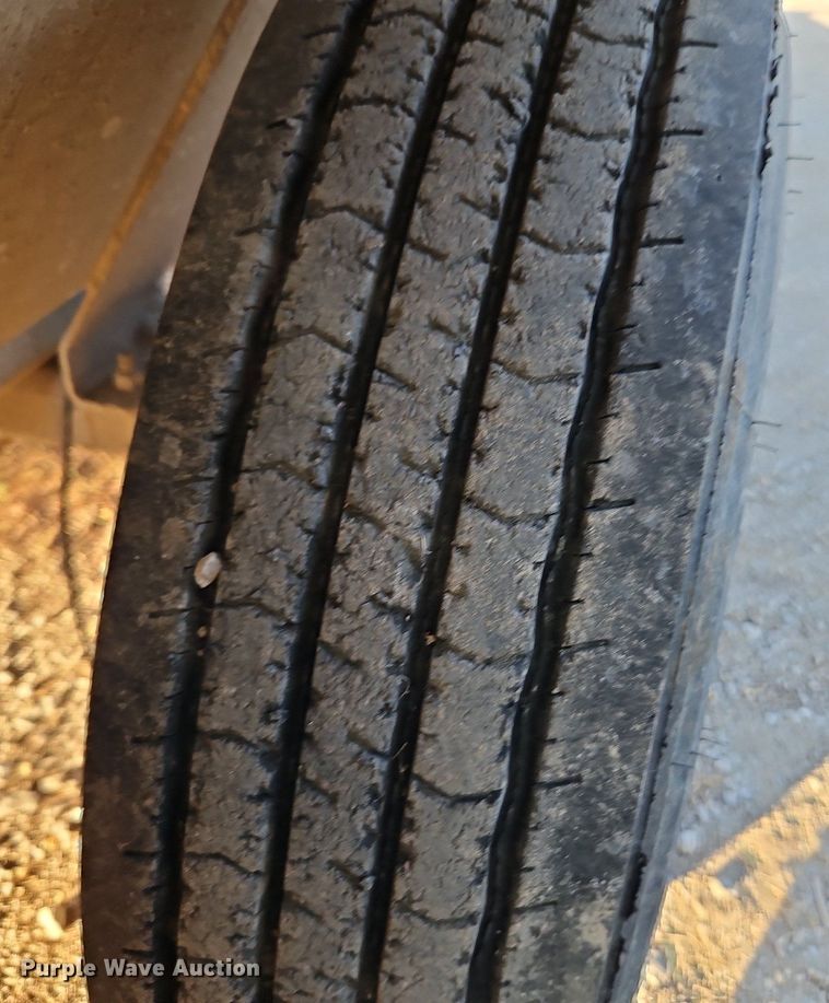 image for item DP2463 Unverterth Seedrunner 3750  seed tender