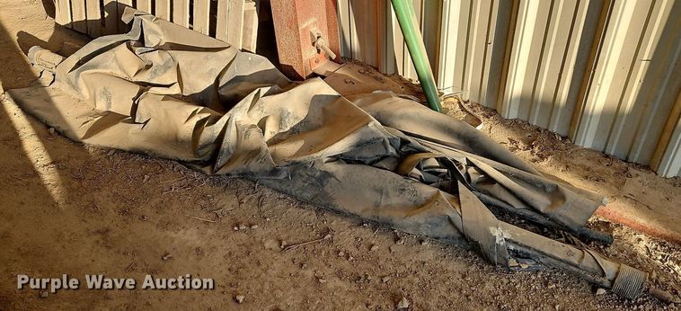 image for item DP2463 Unverterth Seedrunner 3750  seed tender