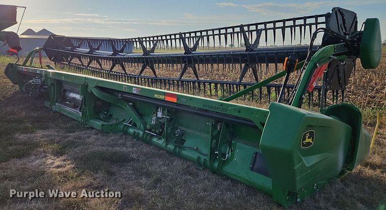 image for item DP2464 John Deere RD35F  flex draper head