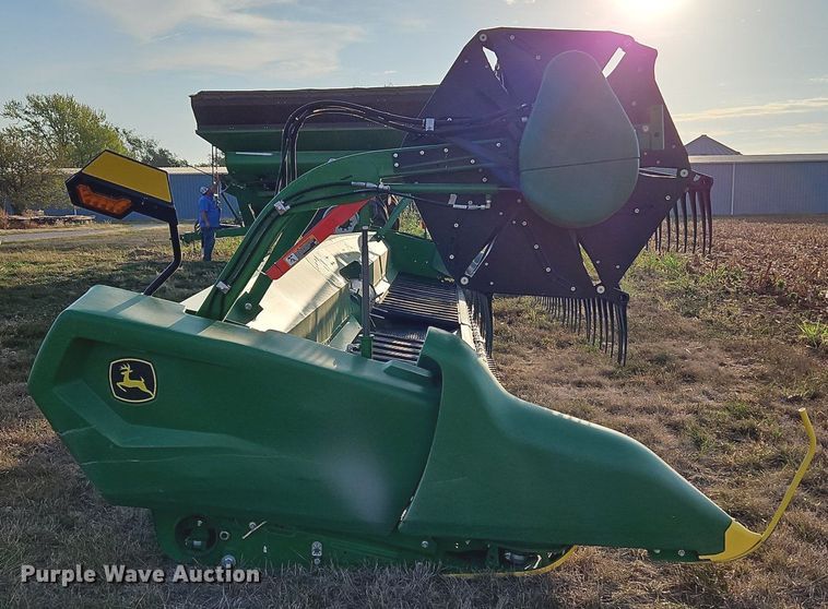 image for item DP2464 John Deere RD35F  flex draper head