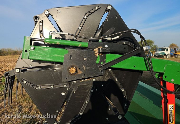image for item DP2464 John Deere RD35F  flex draper head