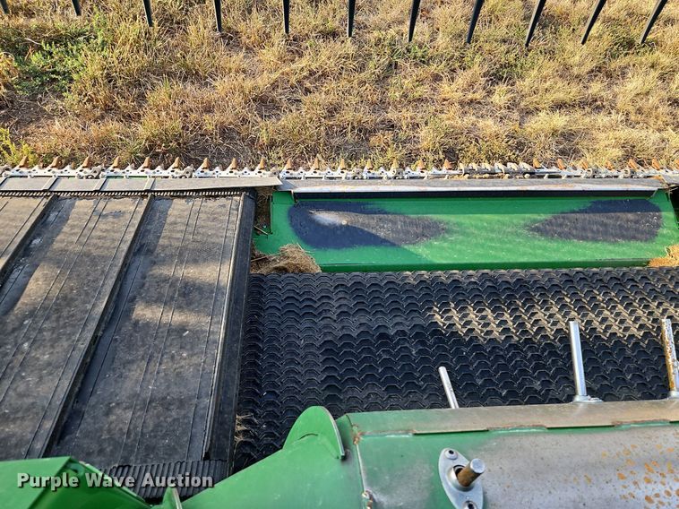 image for item DP2464 John Deere RD35F  flex draper head