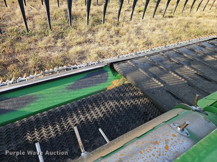 image for item DP2464 John Deere RD35F  flex draper head