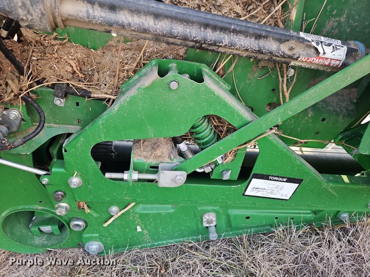 image for item DP2464 John Deere RD35F  flex draper head