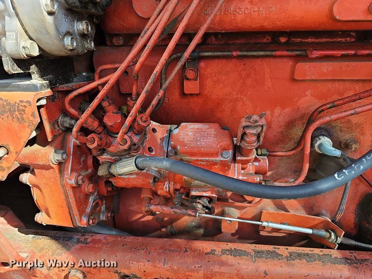 image for item DQ1185 1979 International 1086  tractor