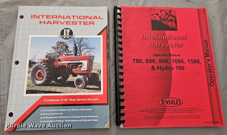 image for item DQ1185 1979 International 1086  tractor
