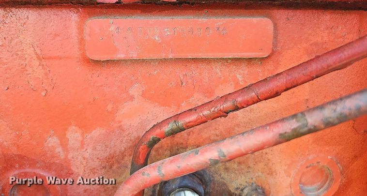 image for item DQ1185 1979 International 1086  tractor