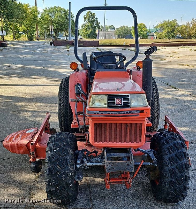 image for item DQ1188 1991 Kubota B2150HSD  MFWD tractor