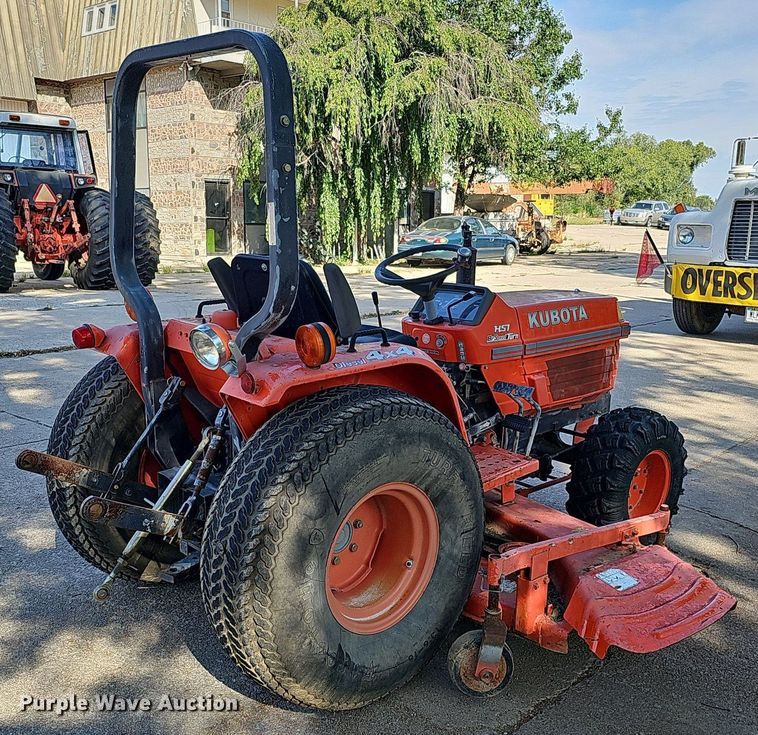 image for item DQ1188 1991 Kubota B2150HSD  MFWD tractor