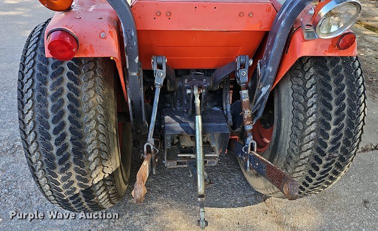 image for item DQ1188 1991 Kubota B2150HSD  MFWD tractor