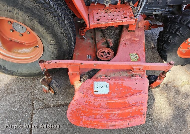 image for item DQ1188 1991 Kubota B2150HSD  MFWD tractor