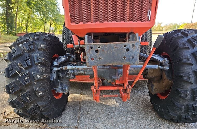 image for item DQ1188 1991 Kubota B2150HSD  MFWD tractor