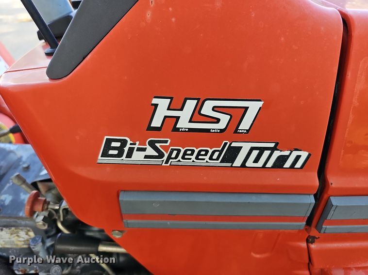 image for item DQ1188 1991 Kubota B2150HSD  MFWD tractor