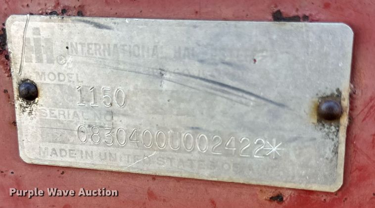 image for item DQ1456 International 1150  feed grinder/mixer