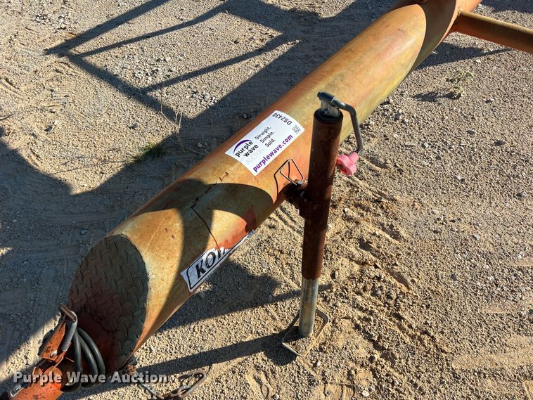 image for item DS2430 2014 Kotara  hay bale trailer