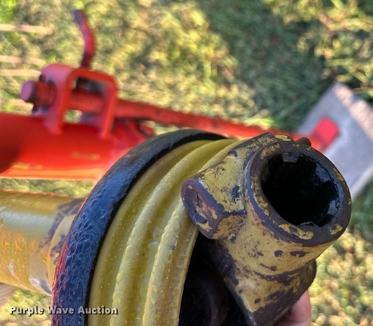 image for item DV1052 Kuhn GRS25N  rotary hay rake