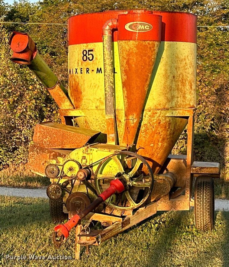 image for item DV1053 OMC 85 Mixer Mill  feed grinder/mixer