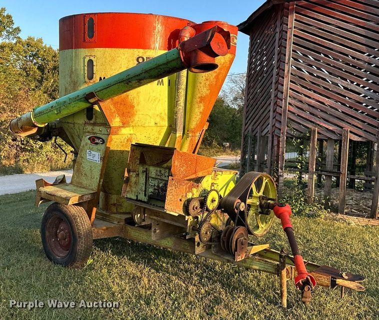 image for item DV1053 OMC 85 Mixer Mill  feed grinder/mixer