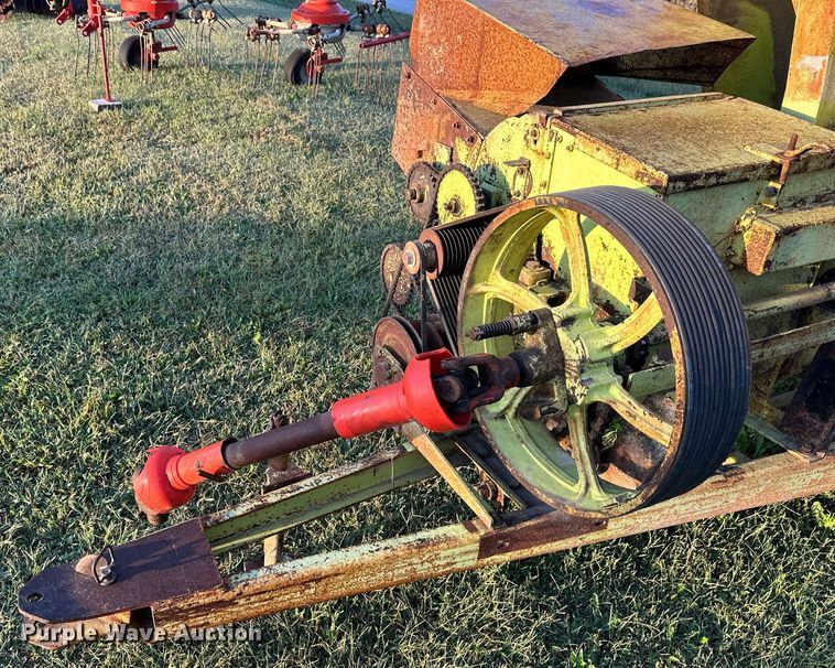 image for item DV1053 OMC 85 Mixer Mill  feed grinder/mixer