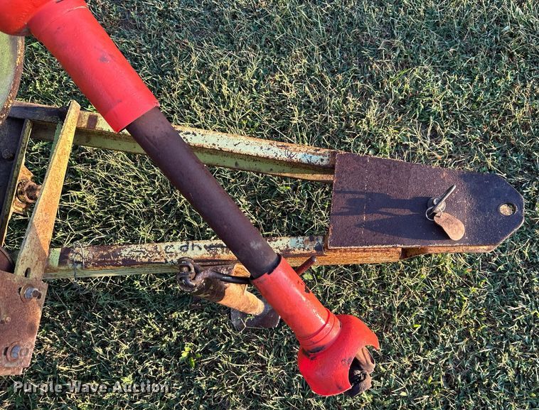 image for item DV1053 OMC 85 Mixer Mill  feed grinder/mixer