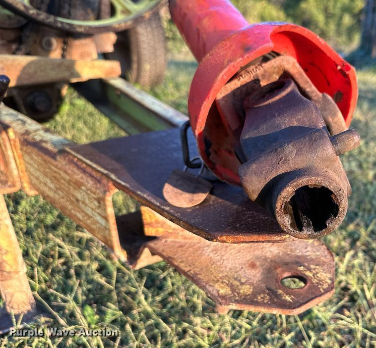 image for item DV1053 OMC 85 Mixer Mill  feed grinder/mixer