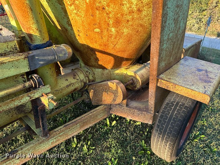 image for item DV1053 OMC 85 Mixer Mill  feed grinder/mixer