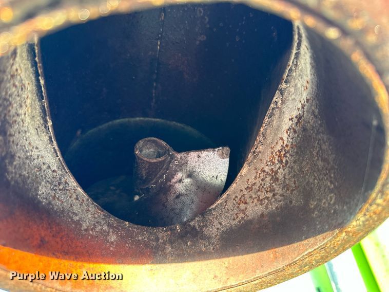 image for item DV1053 OMC 85 Mixer Mill  feed grinder/mixer