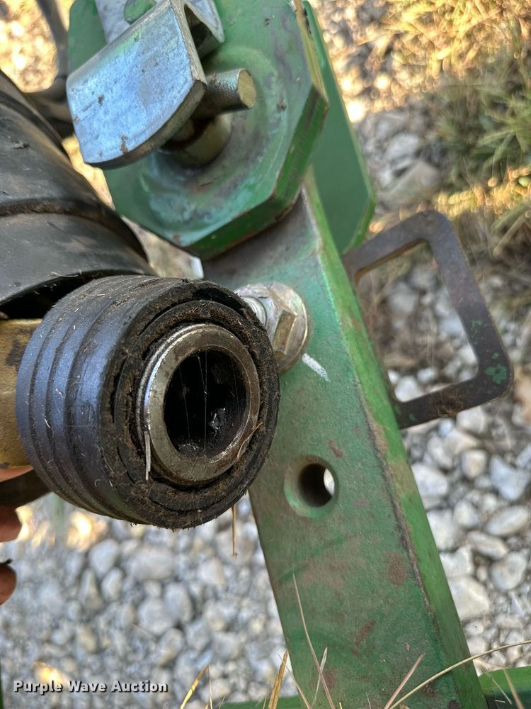 image for item DW2751 John Deere 459E  round baler