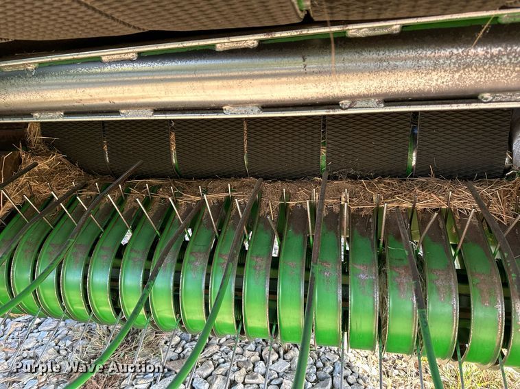 image for item DW2751 John Deere 459E  round baler