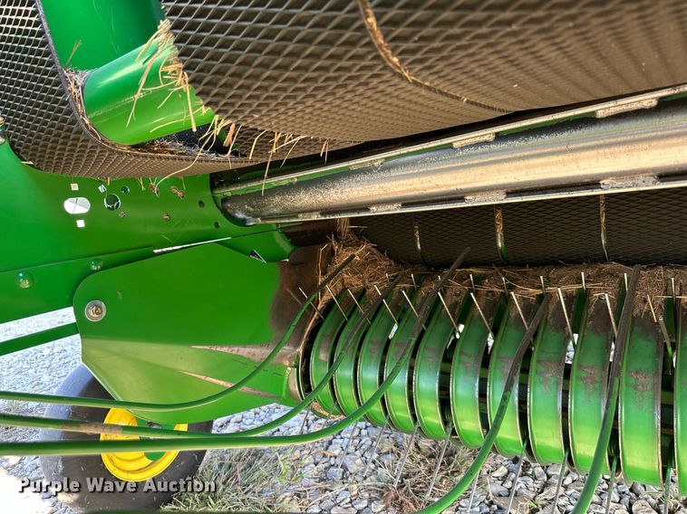 image for item DW2751 John Deere 459E  round baler