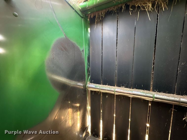 image for item DW2751 John Deere 459E  round baler