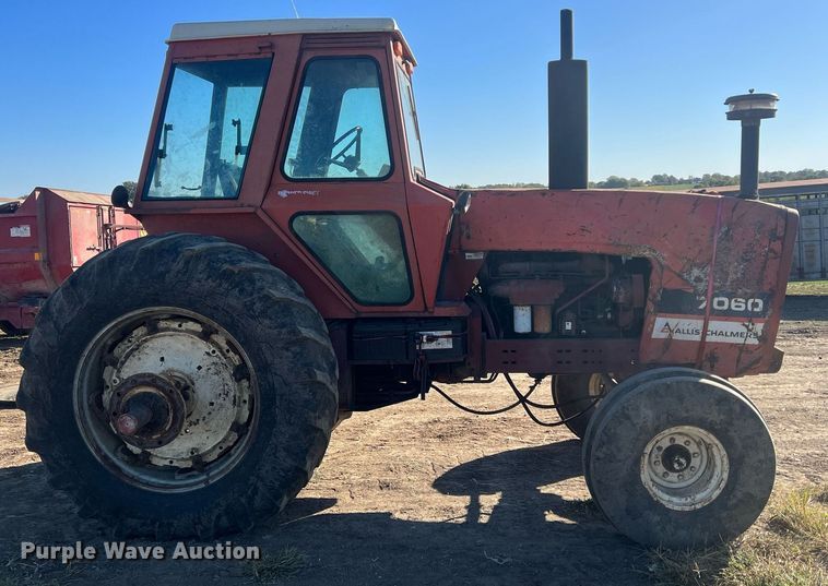 image for item DW2777 Allis Chalmers 7060  tractor