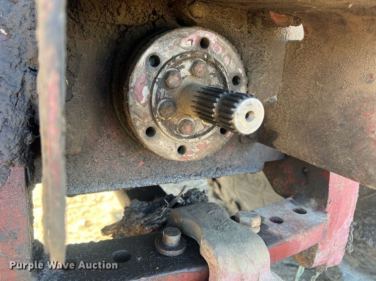 image for item DW2777 Allis Chalmers 7060  tractor