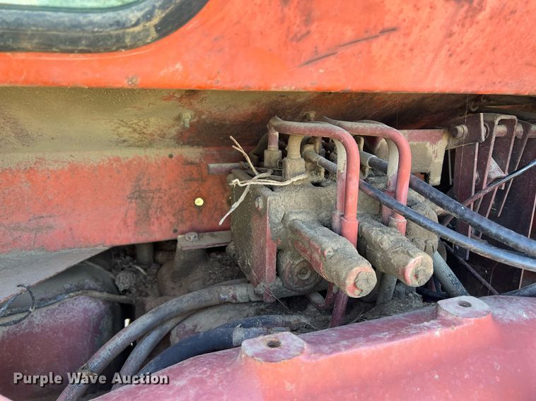 image for item DW2777 Allis Chalmers 7060  tractor