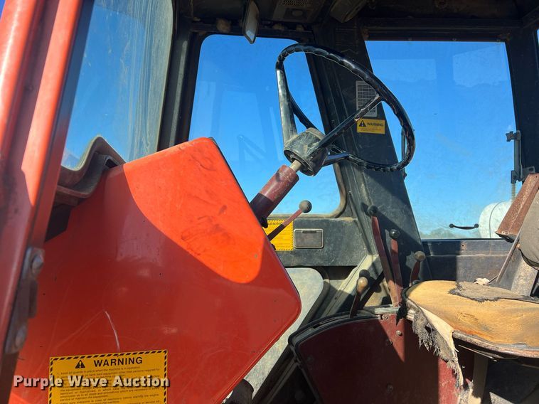 image for item DW2777 Allis Chalmers 7060  tractor