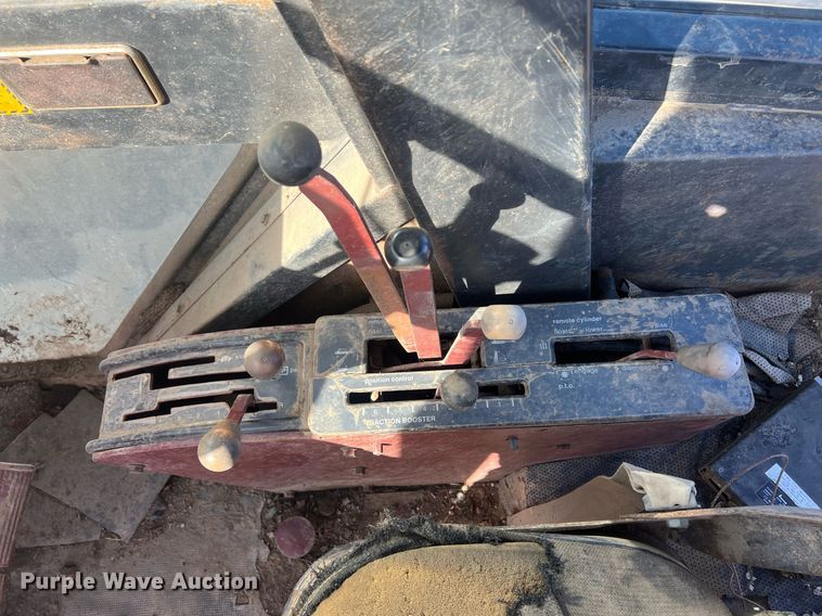 image for item DW2777 Allis Chalmers 7060  tractor