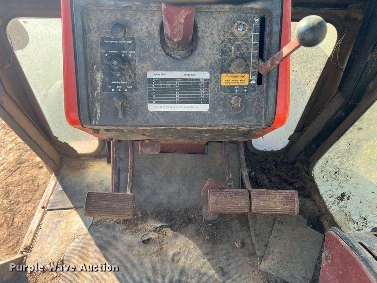 image for item DW2777 Allis Chalmers 7060  tractor