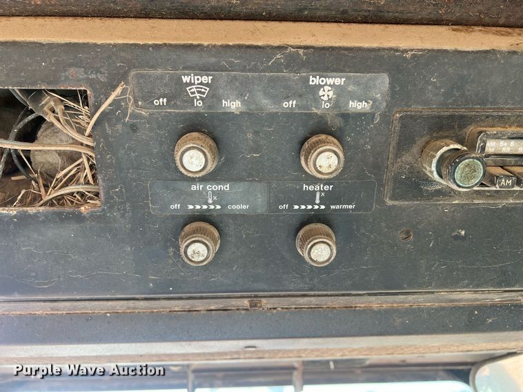 image for item DW2777 Allis Chalmers 7060  tractor