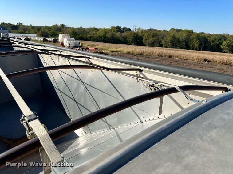 image for item DW2779 1993 Timpte  grain trailer