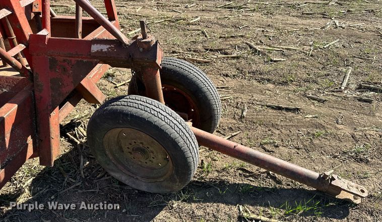 image for item DW2781 Apache Wagon  hay bale feeder