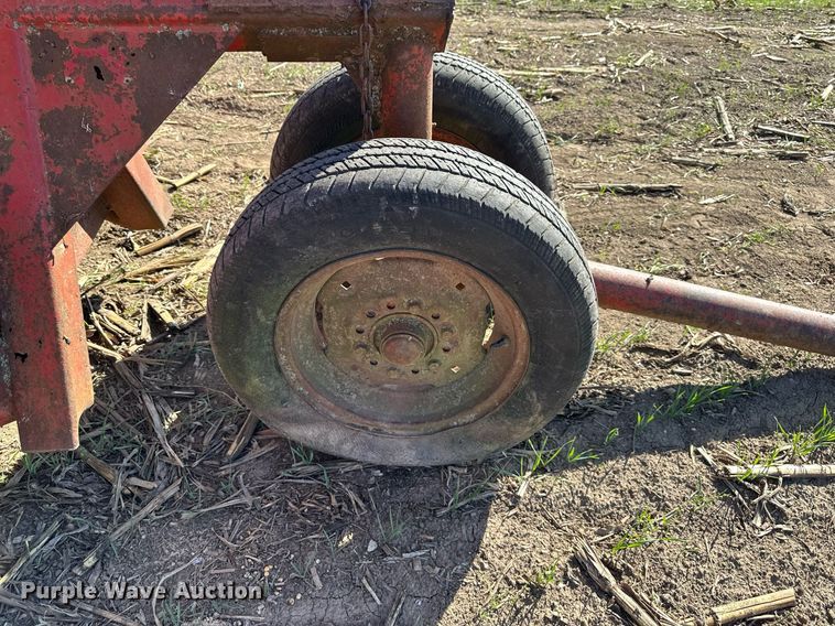 image for item DW2781 Apache Wagon  hay bale feeder