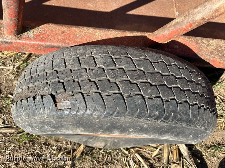 image for item DW2781 Apache Wagon  hay bale feeder