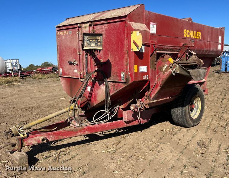 image for item DW2782 Schuler SRM354  feed mixer
