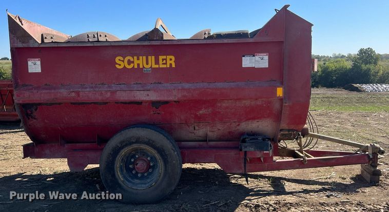 image for item DW2782 Schuler SRM354  feed mixer