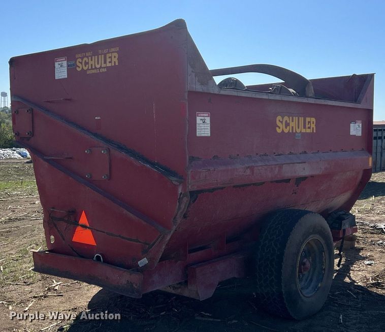 image for item DW2782 Schuler SRM354  feed mixer